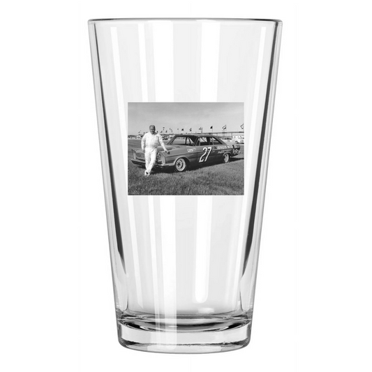 1965 Nascar Driver Cale Yarborough Photo Stock Car Pint Beer Drinking Glass