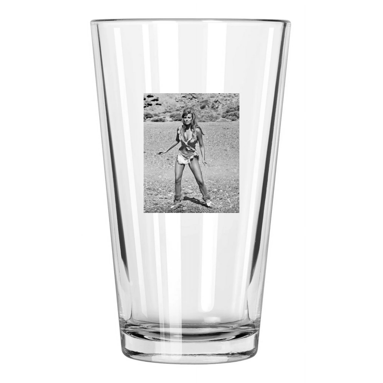1966 American Actress Raquel Welch Model One Million Years Bc 1 Pint Beer Glass