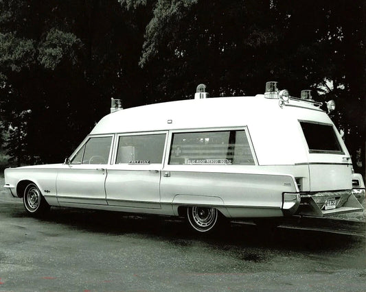 1966 Chrysler Ambulance Classic Retro American Car Photo 300 Piece Jigsaw Puzzle