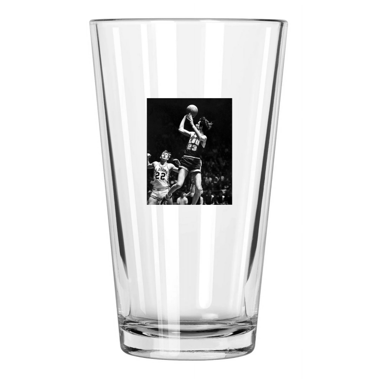 1967 Lsu Tigers Pete Maravich 'Pistol Pete' Photo Pint Beer Drinking Glass