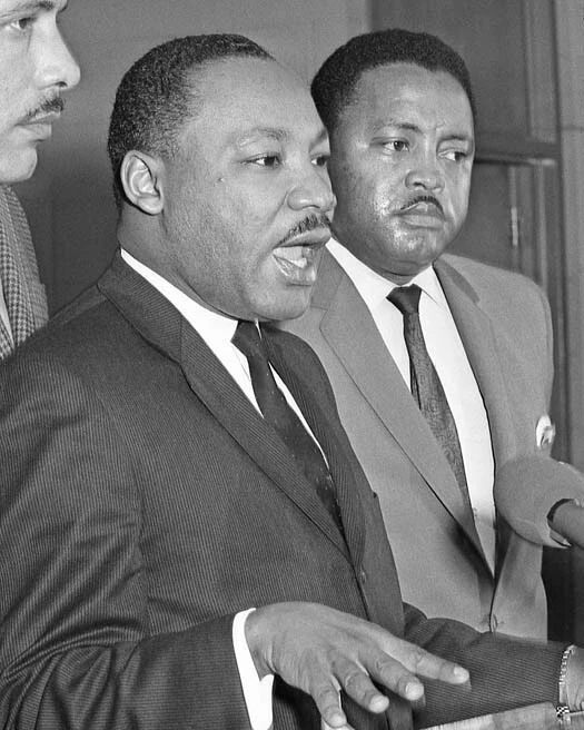 1967 Martin Luther King Jr At Church Glossy Keychain Pastor And Activist Print