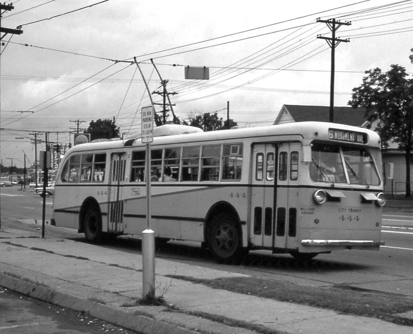 1968 Dayton Pullman Trolley Cable Car Bus Public Transit Magnet Magnet