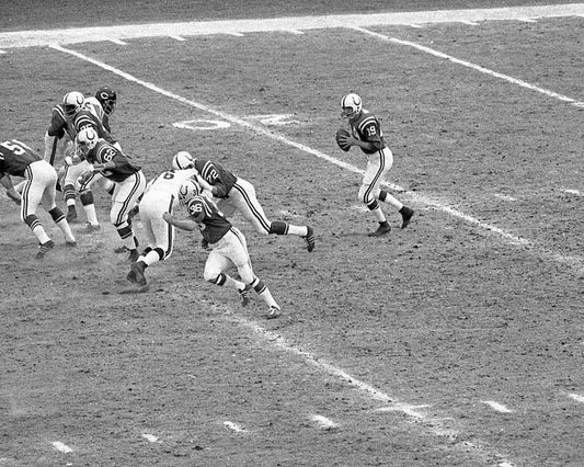 1970 Baltimore Colts Johnny Unitas Vs Bears Glossy Photo Print Poster