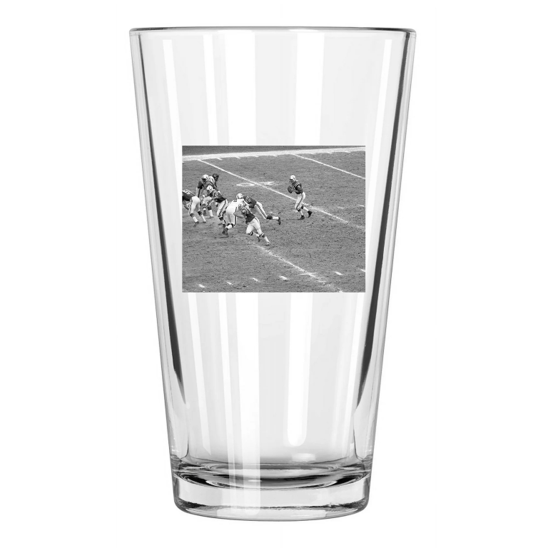 1970 Baltimore Colts Johnny Unitas Vs Bears Photo Pint Beer Drinking Glass