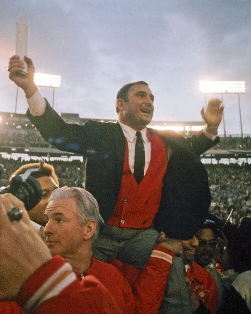 1970 Kansas City Chiefs Hank Stram Glossy Keychain Celebration Keychain