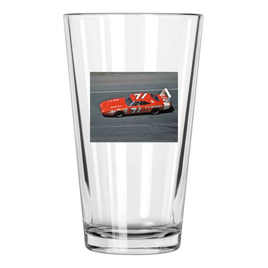 1970 Nascar Bobby Isaac Daytona 500 Dodge Supercharger 2 Pint Beer Glass