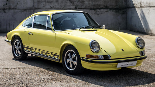 Porsche T With Chin Spoiler Hd Art Keychain