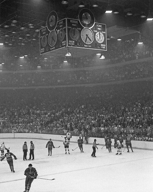 1971 Blackhawks Chicago Stadium Glossy Keychain Print Scoreboard Keychain