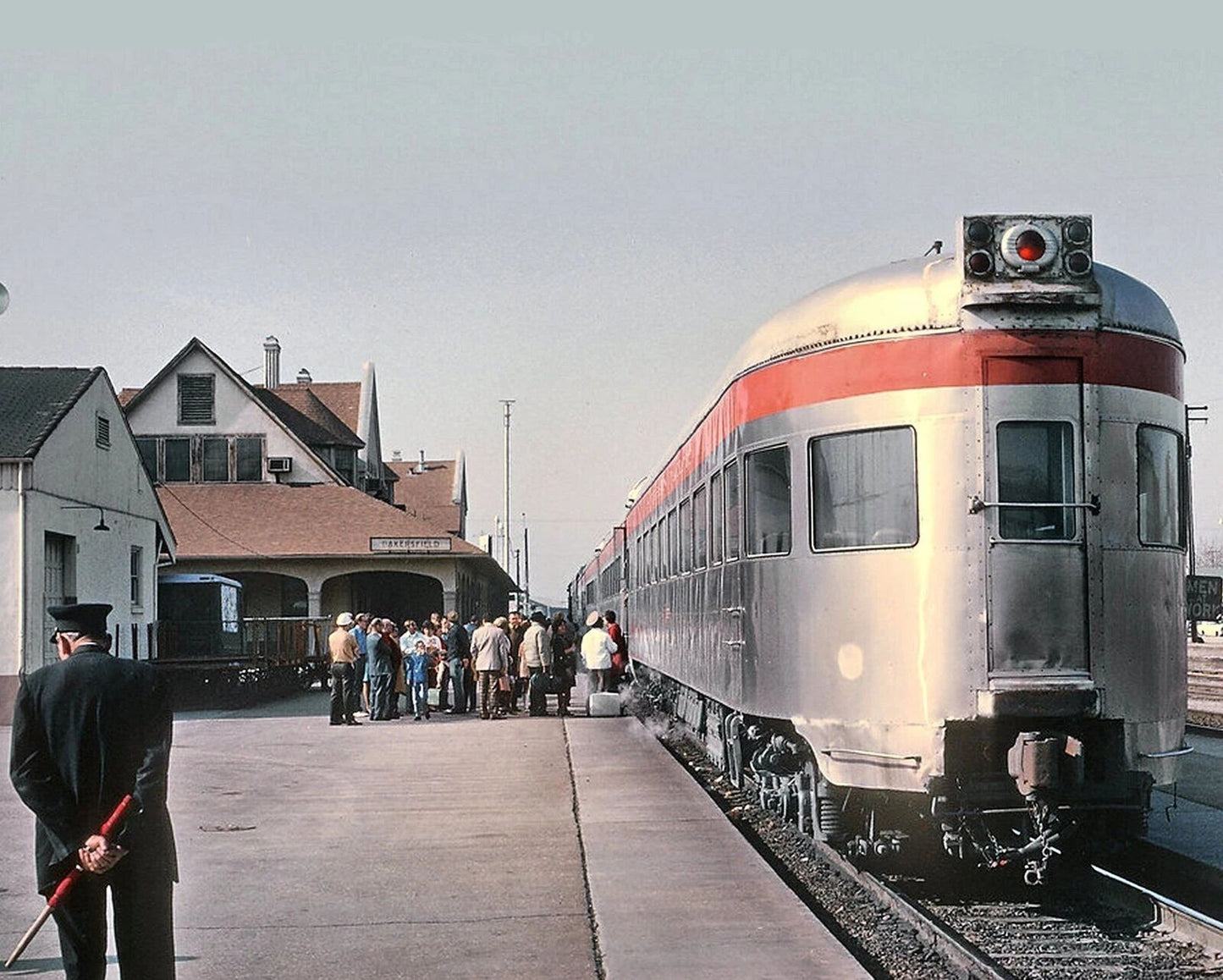 1971 Southern Pacific Railroad At Bakersfield Train Station Picture Keychain