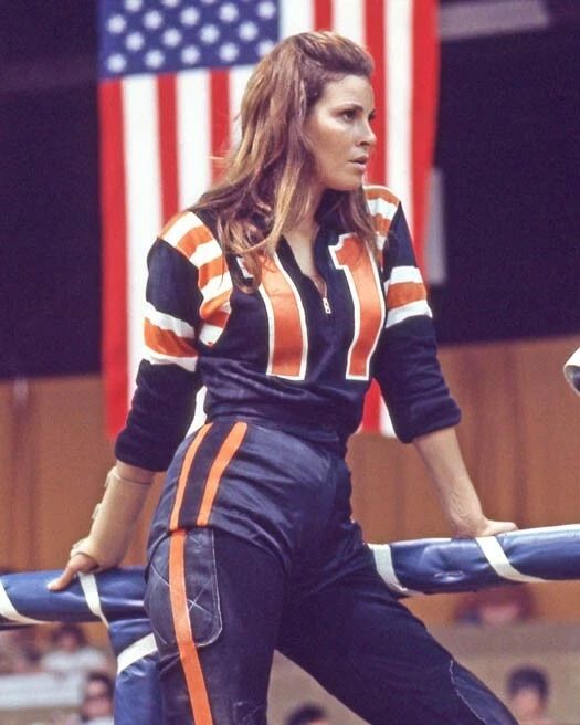 1972 Actress Raquel Welch Glossy Magnet Model 'Kansas City Bomber' Print