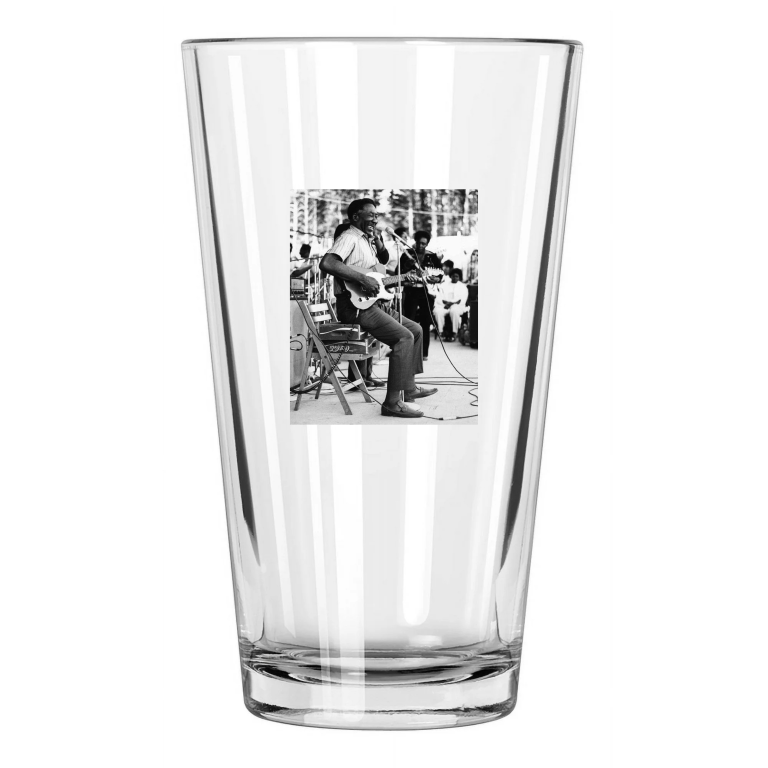 1972 Blues Singer Muddy Waters Photo Guitar Musical Pint Beer Drinking Glass