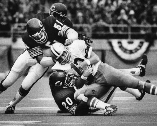 1973 Chicago Bears Dick Butkus Sacks Roger Staubach Glossy Photo Football