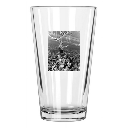 1973 Ucla Bruins Bill Walton Photo Basketball Pint Beer Drinking Glass