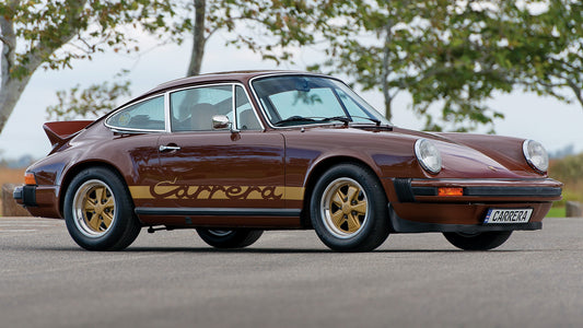 Porsche Carrera With Ducktail Uk Hd Art Keychain