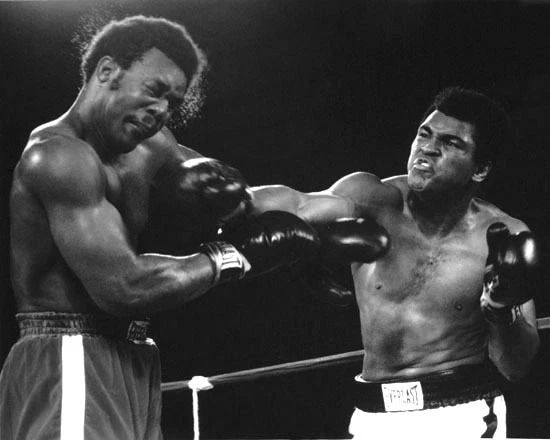 1974 Muhammad Ali And George Foreman Magnet 'Rumble In The Jungle' Print