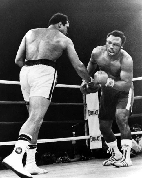 1975 Joe Frazier Vs Muhammad Ali Glossy Keychain 'Thrilla In Manila' Keychain