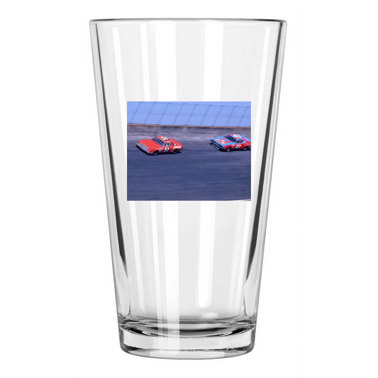 1977 Aj Foyt And Richard Petty Photo Daytona 500 Pint Beer Drinking Glass