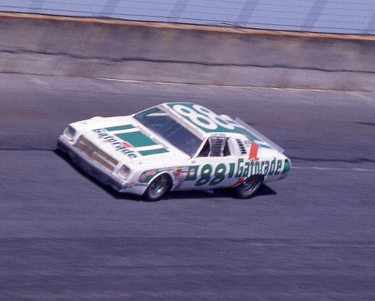 1977 Digard Chevy Darrell Waltrip Glossy Magnet Daytona 500 Magnet