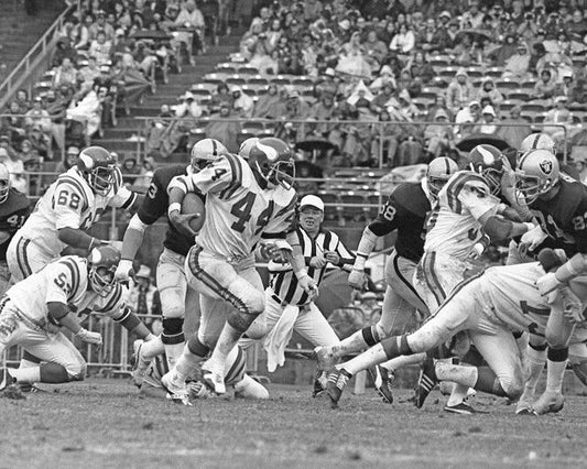 1977 Minnesota Vikings Chuck Foreman Glossy Magnet Nfl Football Magnet