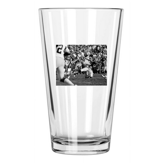 1977 Oakland Raiders Jack Tatum Hits Sammy White Photo Pint Beer Drinking Glass