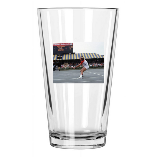 1977 Tennis Pro Guillermo Vilas Photo Wimbledon Pint Beer Drinking Glass
