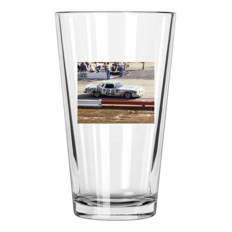1979 Digard Chevy Darrell Waltrip Rockingham 500 1 Pint Beer Drinking Glass