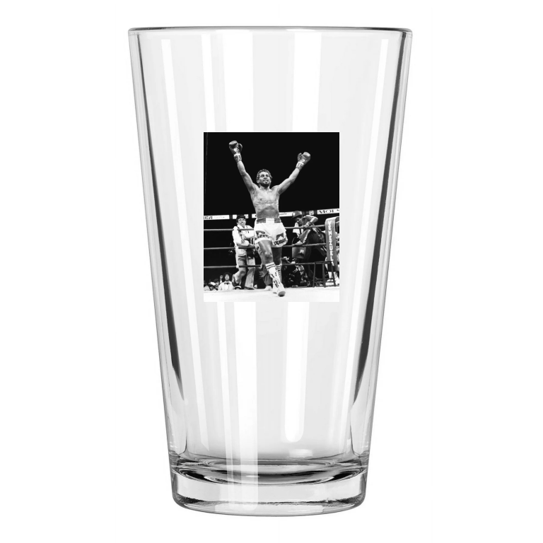 1980 Champion Roberto Duran Beating Sugar Ray Leonard 2 Pint Beer Drinking Glass