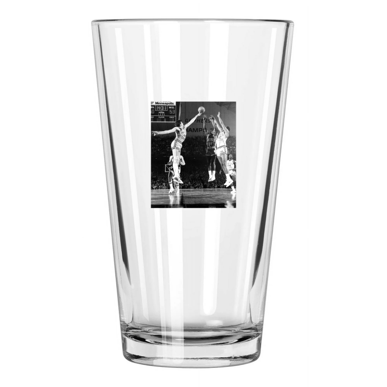 1980 Minnesota Gophers Kevin Mchale Photo Basketball Pint Beer Drinking Glass