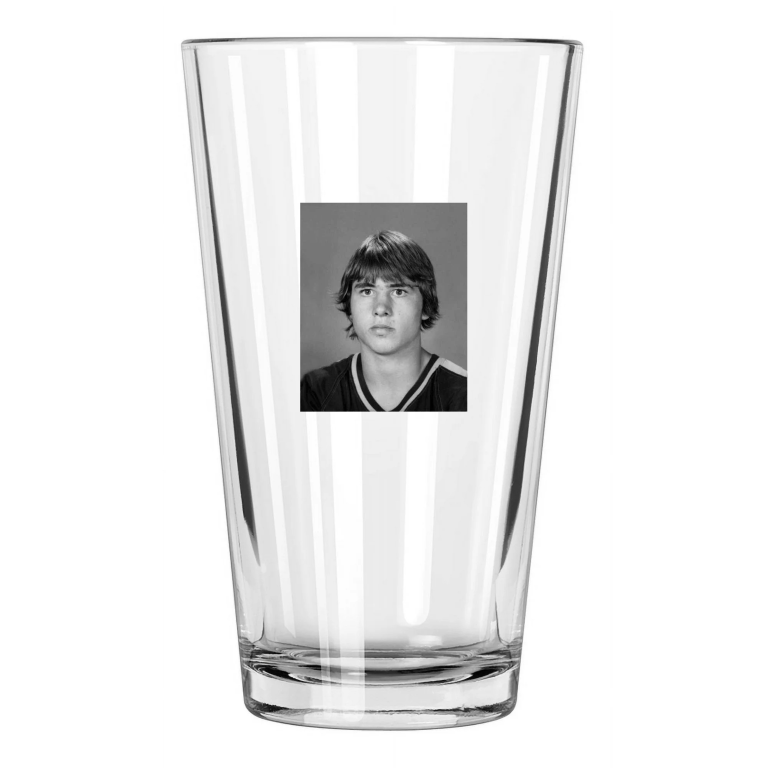 1980 Minnesota Gophers Neal Broten College Hockey Portrait Pint Beer Glass