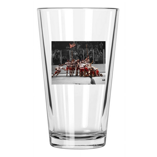 1980 Miracle On Ice Usa Hockey Celebration Spotlight Pint Beer Drinking Glass