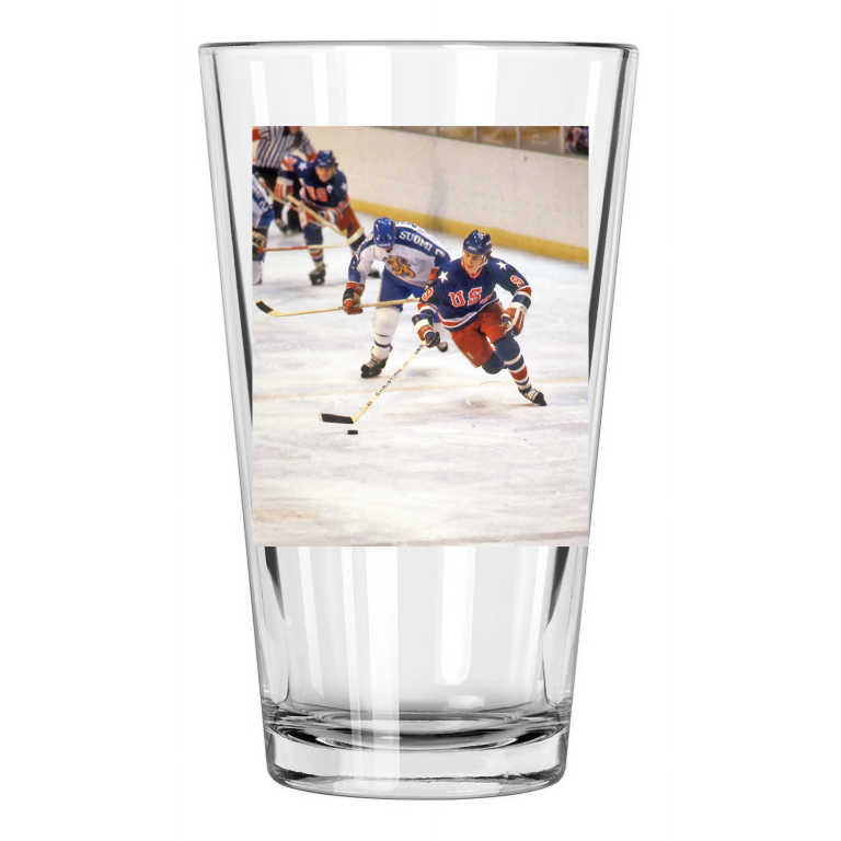 1980 Usa Hockey Vs Finland Neal Broten Lake Placid Pint Beer Drinking Glass