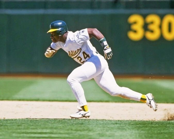 1982 Oakland Athletics As Rickey Henderson Glossy Keychain Baseball Print 2
