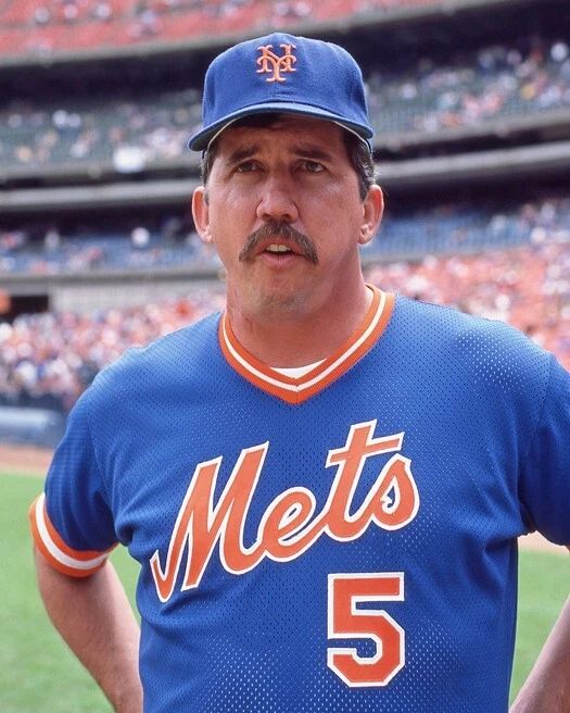 1984 New York Mets Dave Johnson Glossy Keychain Baseball Keychain