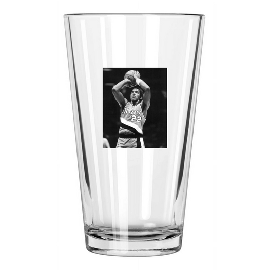 1984 Portland Trailblazers Clyde Drexler Basketball Pint Beer Drinking Glass