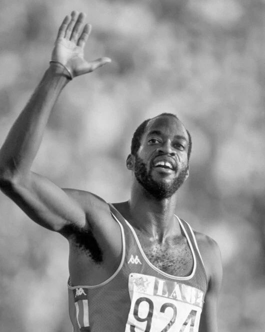 1984 Summer Olympics Edwin Moses Glossy Photo Los Angeles Print Usa 2