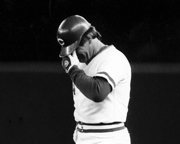 1985 Cincinnati Reds Pete Rose Glossy Magnet Baseball '4192 Hit' Print