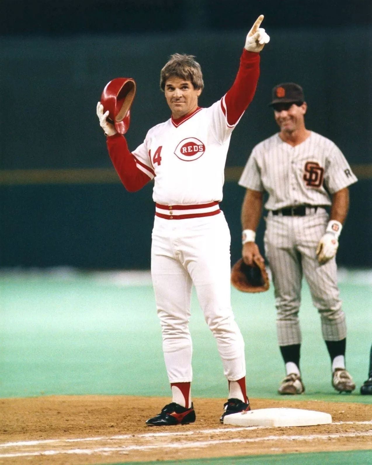1985 Cincinnati Reds Pete Rose Glossy Photo Hit King Poster Baseball Print