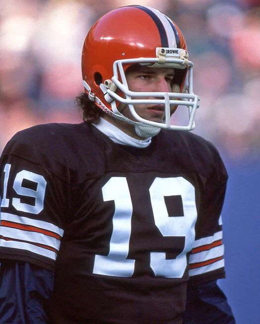 1985 Cleveland Browns Bernie Kosar Glossy Magnet Nfl Football Magnet