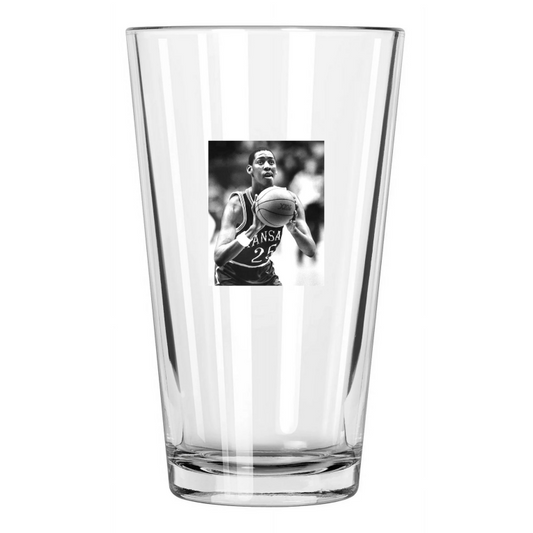 1987 Kansas Jayhawks Danny Manning College Basketball 2 Pint Beer Drinking Glass