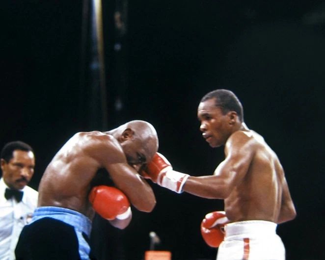 1987 Sugar Ray Leonard Vs Marvelous Marvin Hagler Glossy Photo Poster Print