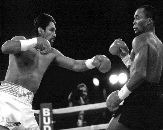 1989 Boxers Roberto Duran Vs Sugar Ray Leonard Glossy Photo Poster Print