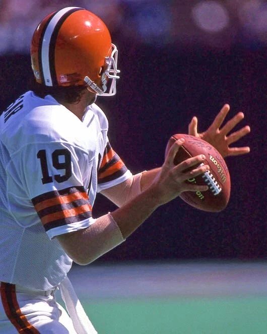 1991 Cleveland Browns Bernie Kosar Glossy Magnet Nfl Football Magnet