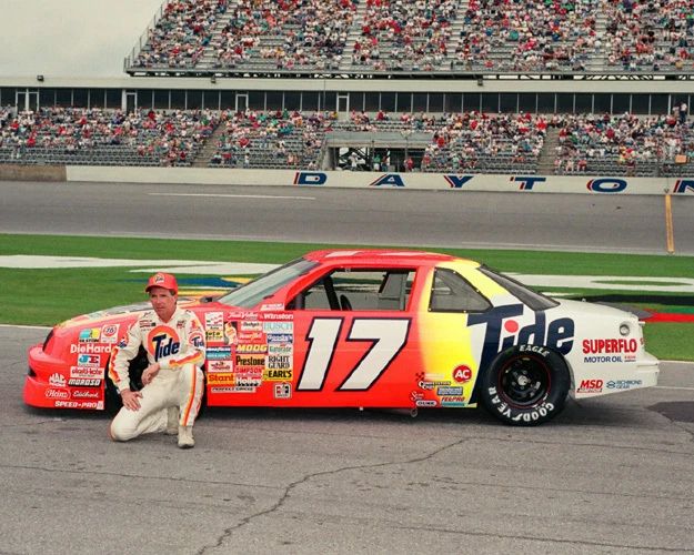 1991 Daytona Nascar Racing Darrell Waltrip Glossy Magnet Winston Cup Magnet