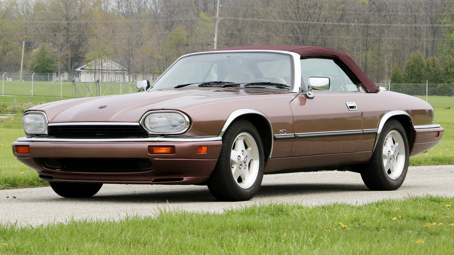 Jaguar Xjs Convertible Us Hd Art Keychain