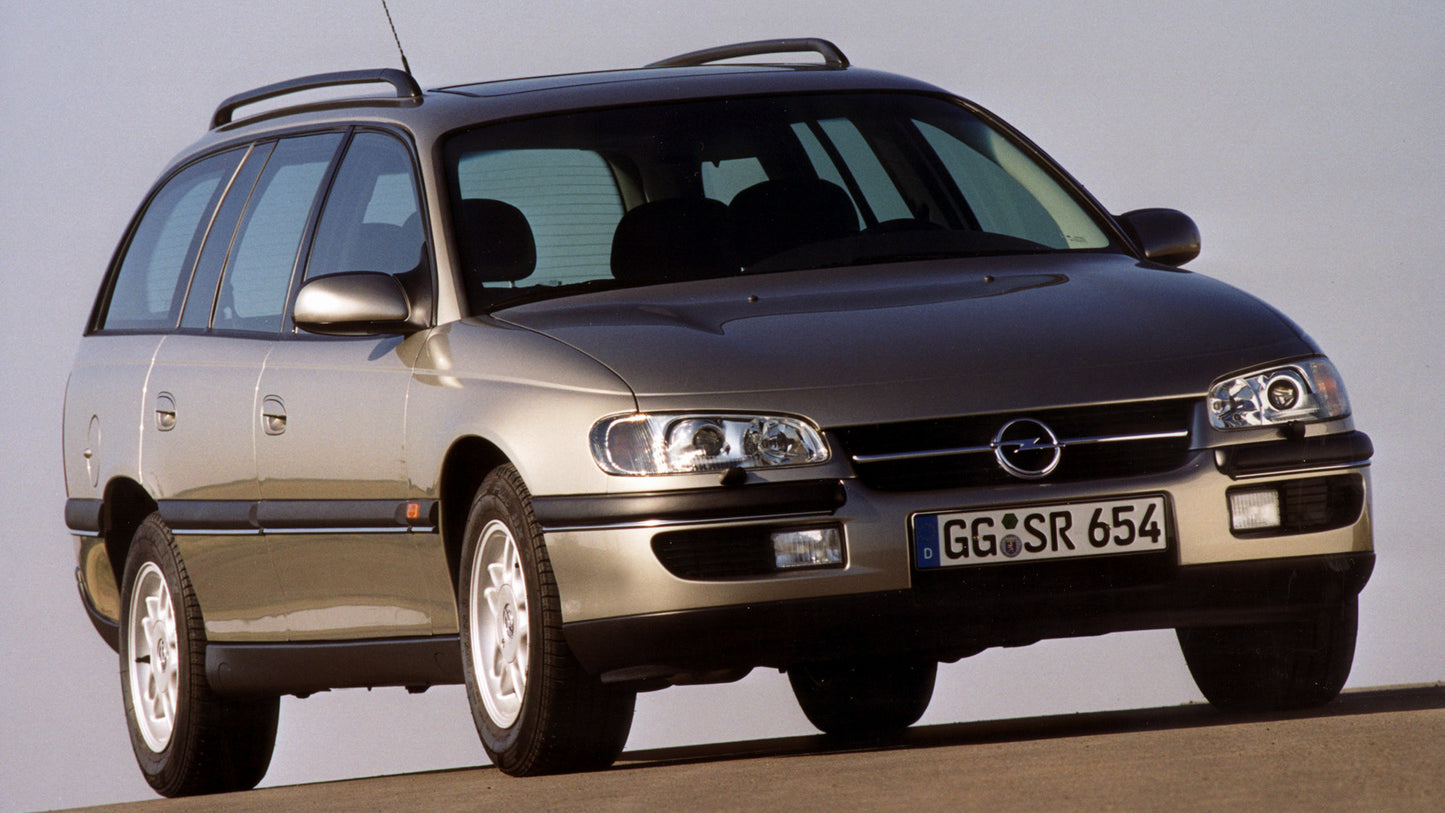 Opel Omega Caravan Hd Art Keychain