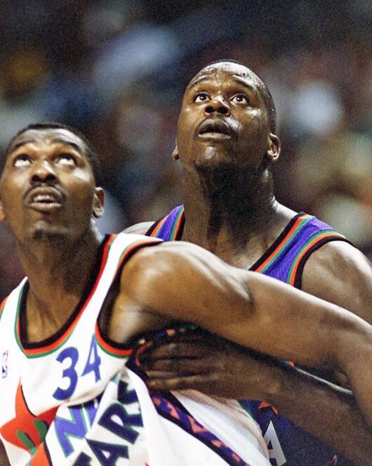 1995 Shaquille O'Neal And Hakeem Olajuwon Keychain Print All Star Keychain