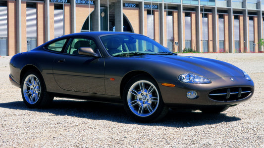 Jaguar Xk8 Coupe Hd Art Jigsaw Puzzle