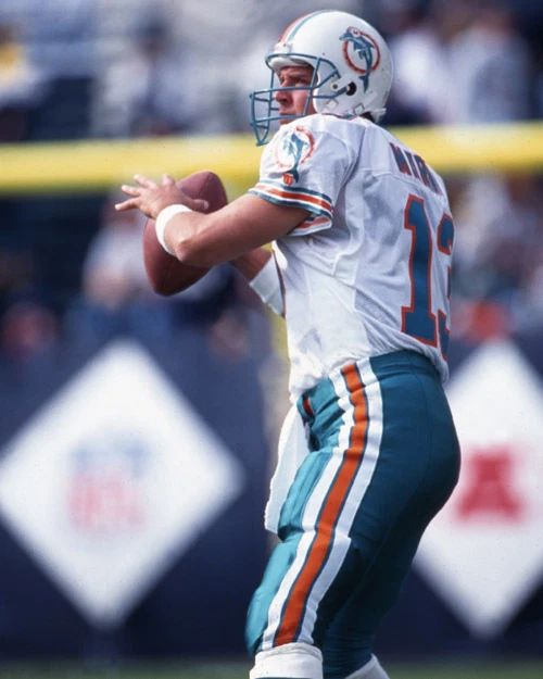 1996 Miami Dolphins Dan Marino Glossy Keychain Nfl Football Keychain 1
