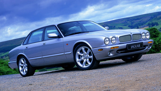 Jaguar Xjr Uk Hd Art Jigsaw Puzzle