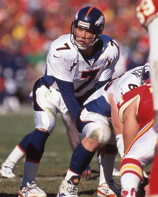 1998 Denver Broncos John Elway Glossy Keychain Football Keychain